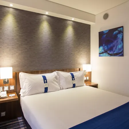 Express Lisbon Alfragide By Ihg Szálloda