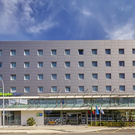 Express Lisbon Alfragide By Ihg Szálloda