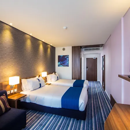 Hotel Express Lisbon Alfragide By Ihg